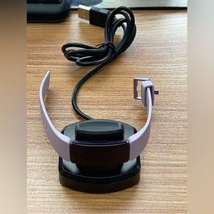 Fitbit Inspire HR & Fitness Tracker, One Size, lilac, s & l bands, charger